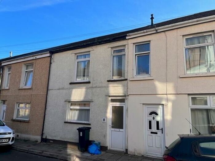 2 Bedroom House To Rent In Aberfan Crescent, Aberfan, Merthyr Tydfil, CF48