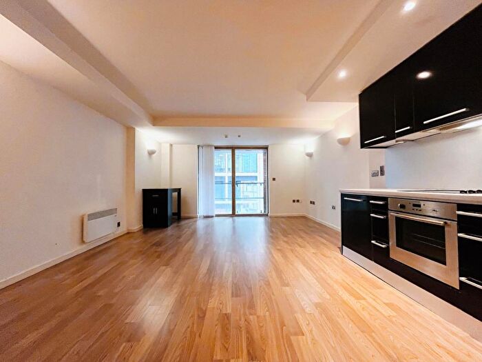 2 Bedroom Flat To Rent In Whitehall Quarter, West Point, Leeds, LS1