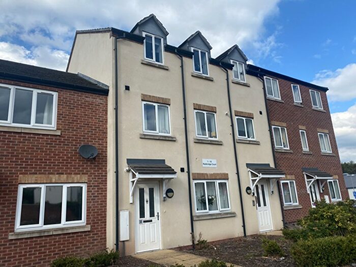 2 Bedroom Flat To Rent In Redbridge Court, Hadley, TF1