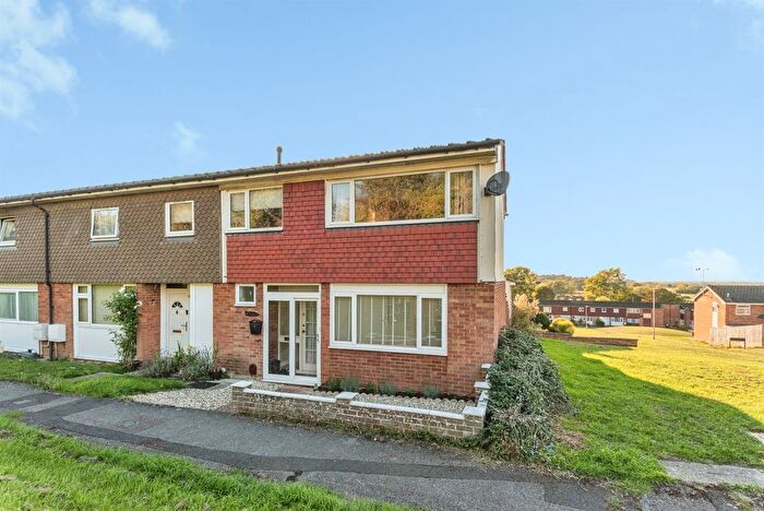 3 Bedroom End Of Terrace House For Sale In Home Farm, Highworth, Swindon, SN6