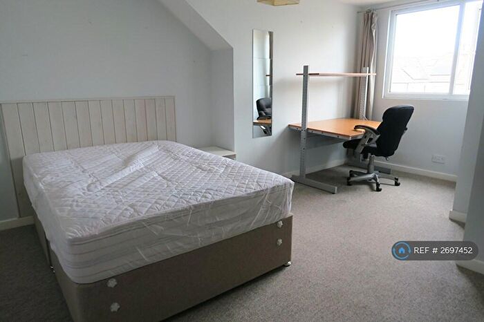 6 Bedroom Terraced House To Rent In Longmead Avenue, Bristol, BS7