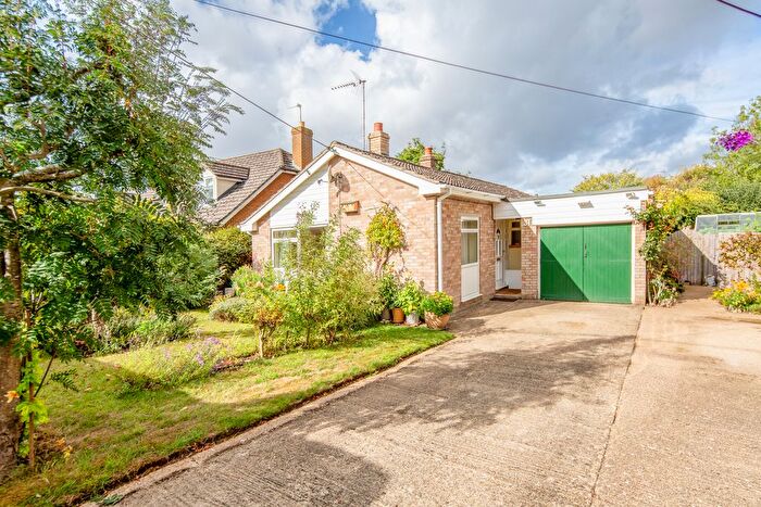 3 Bedroom Bungalow For Sale In Ardley Road, Bicester, OX27