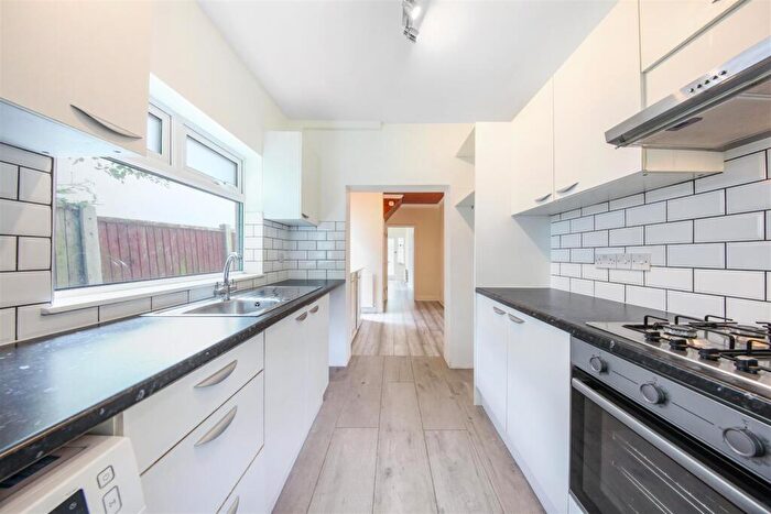 4 Bedroom Semi-Detached House To Rent In Elms Lane, Wembley, HA0