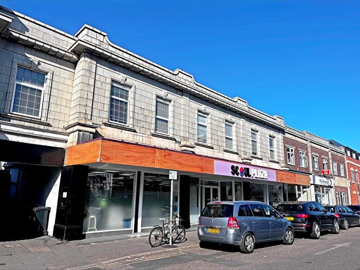 5 Bedroom Maisonette To Rent In Cardigan Road, Winton, Bournemouth, BH9