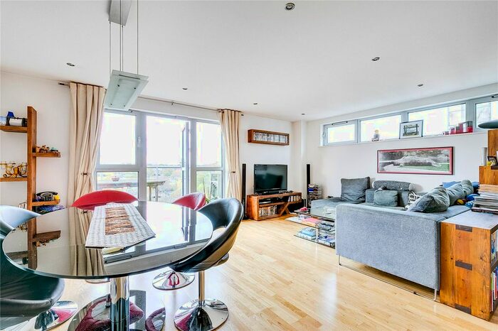2 Bedroom Flat To Rent In Southgate Road, De Beauvoir Town, N1