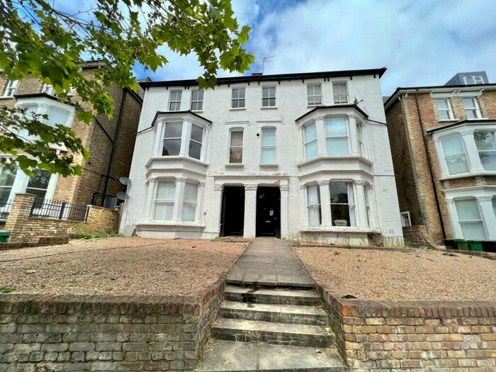2 Bedroom Apartment To Rent In Fordwych Road, Kilburn, London, NW2