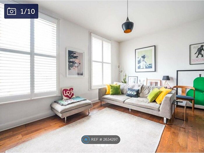 2 Bedroom Flat To Rent In Bryantwood Road, London, N7