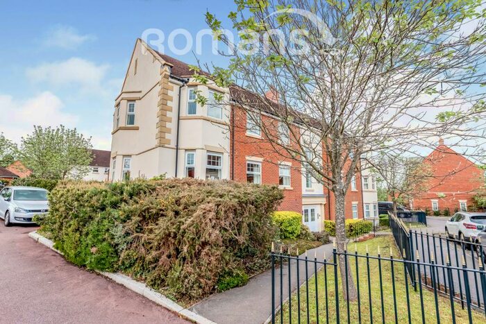 2 Bedroom Apartment To Rent In Bromfield Place, GU51