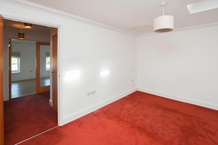 1 Bedroom Flat For Sale In George Roche Road, Canterbury, CT1