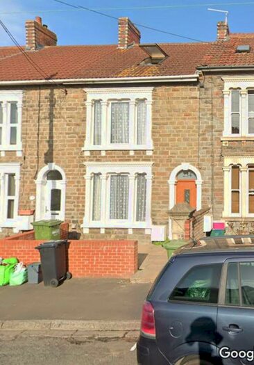 4 Bedroom House To Rent In Hanham Road, Bristol, BS15