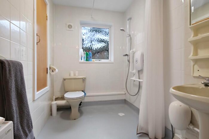 Studio For Sale In Ashdown Gate, London Road, East Grinstead, West Sussex, RH19