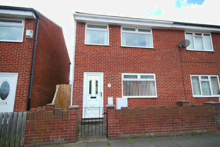 3 Bedroom Terraced House To Rent In Oswald Terrace West, Castletown, SR5