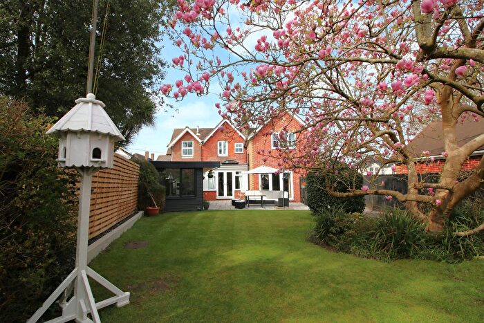 5 Bedroom Detached House For Sale In St. Johns Road, Hedge End, SO30