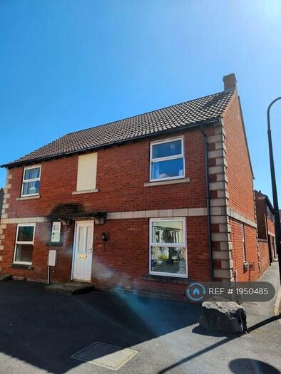 4 Bedroom Detached House To Rent In Sweetgrass Road, West Super Mare, BS24