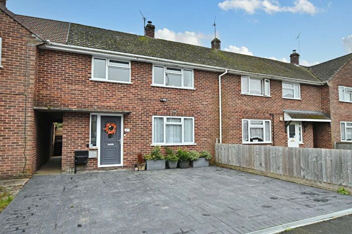 3 Bedroom Terraced House For Sale In Barrington Road, Watchfield, Swindon, SN6