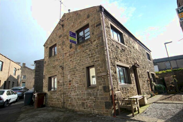 2 Bedroom Semi-Detached House To Rent In Rose Cottage, C The Butts, Barnoldswick, BB18