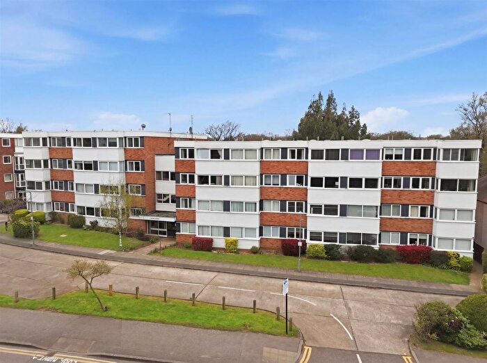 2 Bedroom Flat For Sale In Trent Court, New Wanstead, Wanstead, E11