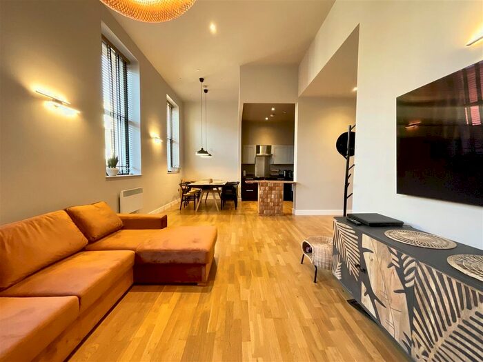 2 Bedroom Flat To Rent In St. Nicholas Street, Scarborough, YO11