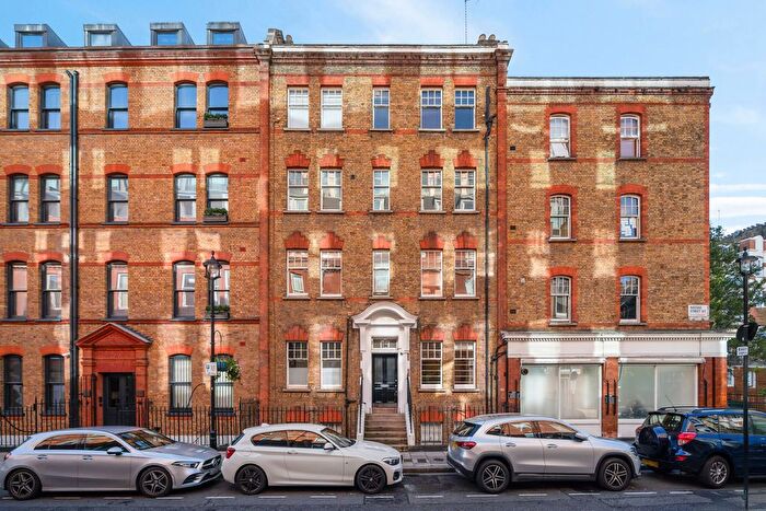 2 Bedroom Flat To Rent In Malvern House, Nassau Street, Fitzrovia, London, W1W