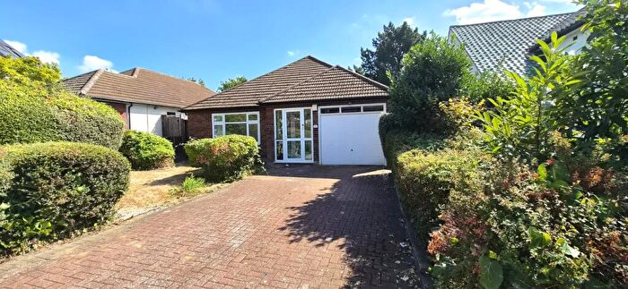 2 Bedroom Bungalow To Rent In Bittacy Rise, Mill Hill, NW7