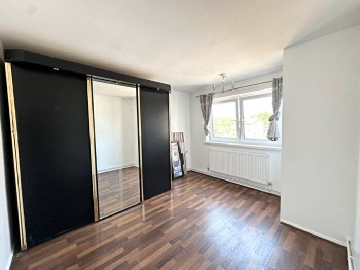 1 Bedroom Flat To Rent In Manor Park Road, London, E12