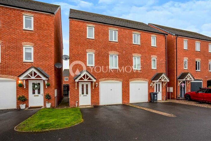 3 Bedroom Semi-Detached House To Rent In Maltby Court, Darlington, County Durham, DL1