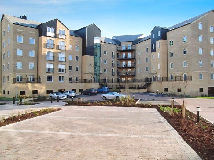 2 Bedroom Flat For Sale In Ellis Court, Textile Street, Dewsbury, WF13