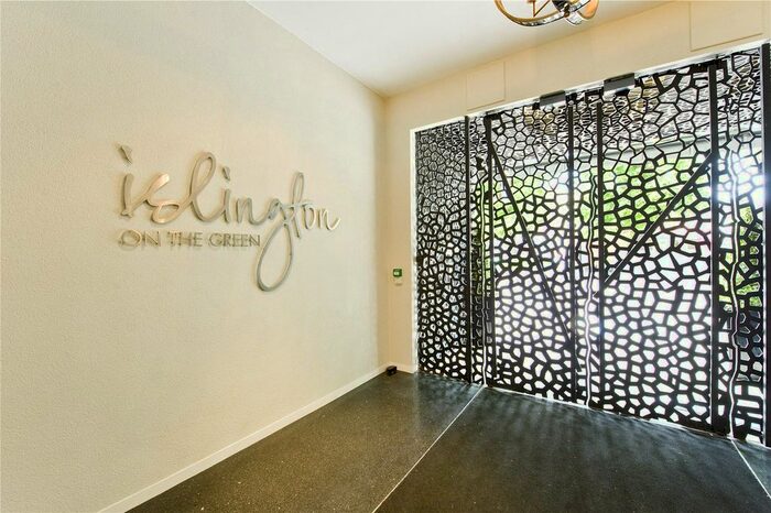 2 Bedroom Flat To Rent In Islington On The Green, A Islington Green, Islington, London, N1