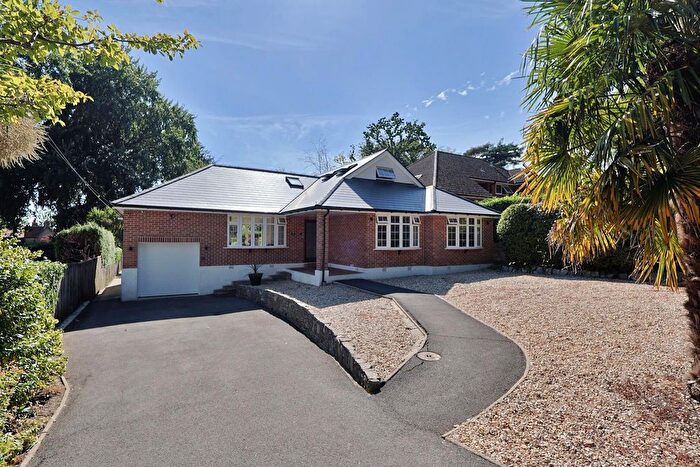 5 Bedroom Detached House For Sale In High Park Road, Broadstone, BH18