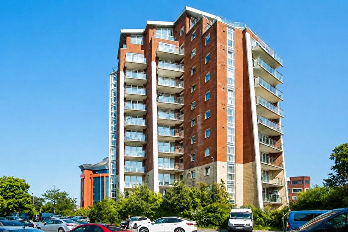 2 Bedroom Apartment For Sale In Richmond Gate, Richmond Hill Drive, Bournemouth, BH2