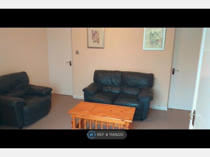 2 Bedroom Flat To Rent In Kirkwood Drive, Newcastle Upon Tyne, NE3