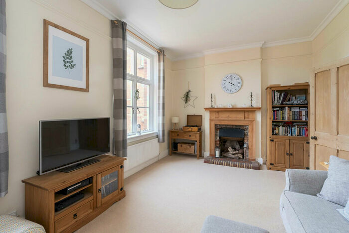 2 Bedroom Apartment To Rent In Morden Grange, Betchworth, RH3