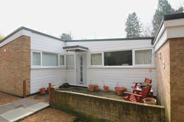 2 Bedroom Bungalow To Rent In Heathermount Gardens, Crowthorne, RG45