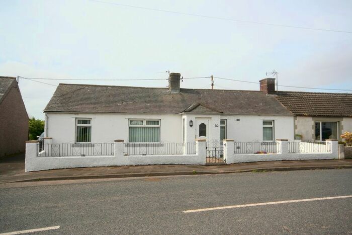 3 Bedroom Semi-Detached Bungalow For Sale In Cummertrees, Annan, DG12