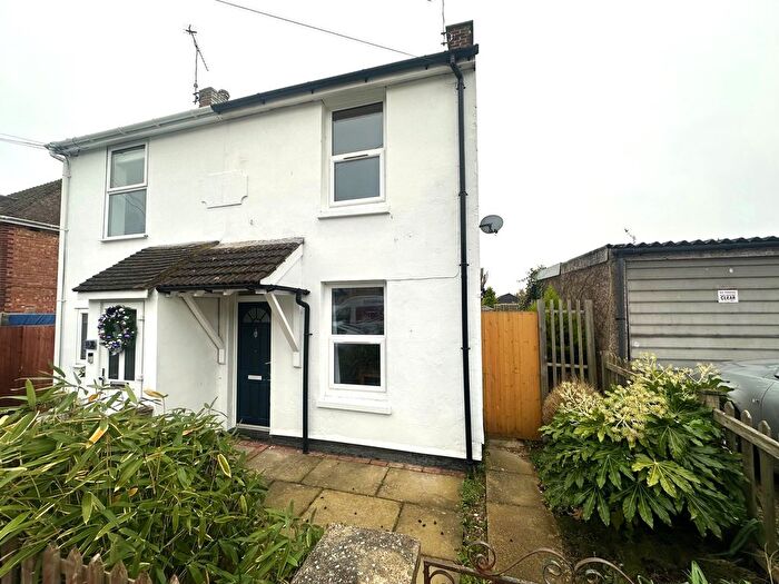 2 Bedroom Semi-Detached House To Rent In Hamilton Road, Willesborough, Ashford, TN24