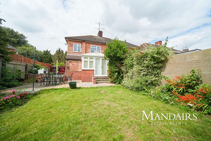 3 Bedroom Semi-Detached House For Sale In London Road, Fletton, Peterborough, PE2