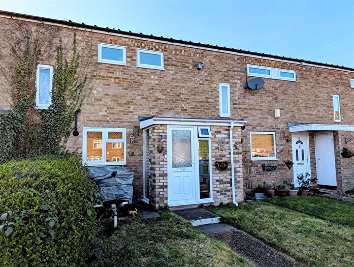 2 Bedroom Terraced House For Sale In Montserrat Road, Basingstoke, RG24