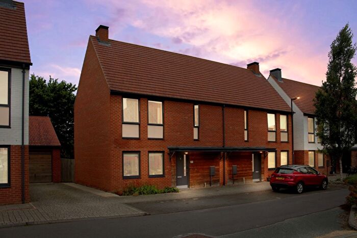 3 Bedroom Semi-detached House For Sale In Seebohm Mews, York, North Yorkshire, YO31