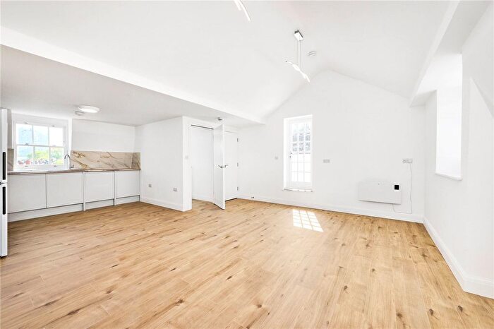 1 Bedroom Flat To Rent In Cadmus Close, London, SW4