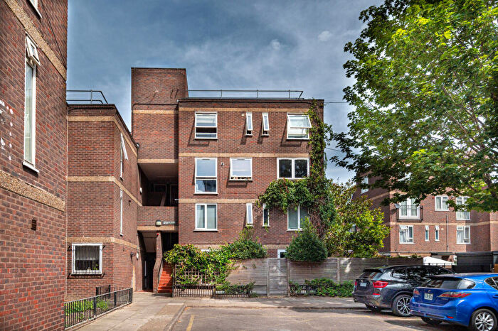 1 Bedroom Flat For Sale In Nelson Gardens, Shoreditch, London, E2