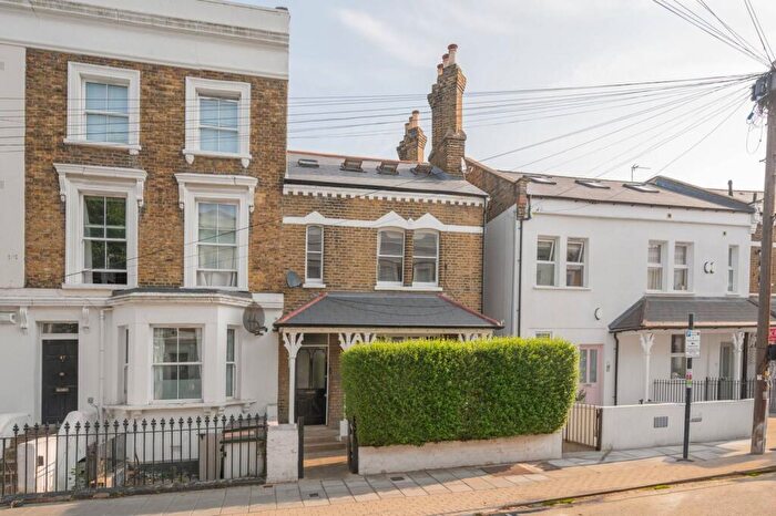 5 Bedroom House To Rent In Fernlea Road, Balham, London, SW12