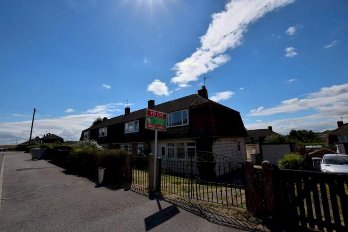 3 Bedroom Semi-Detached House To Rent In Allan Dale, Bilsthorpe, Newark, NG22