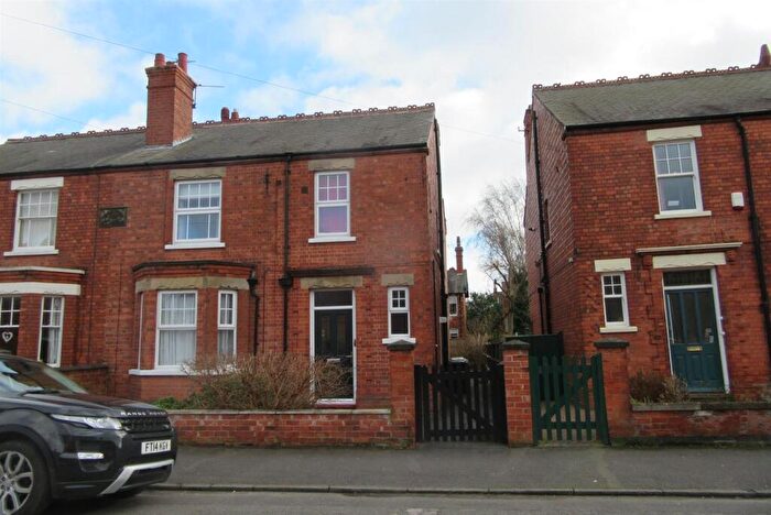 2 Bedroom Flat To Rent In Winchilsea Avenue, Newark, NG24