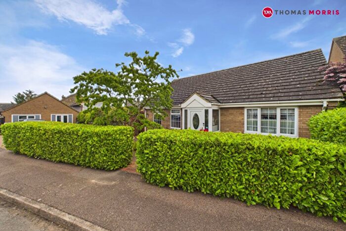 2 Bedroom Bungalow For Sale In Orchard Close, Warboys, Huntingdon, Cambridgeshire, PE28