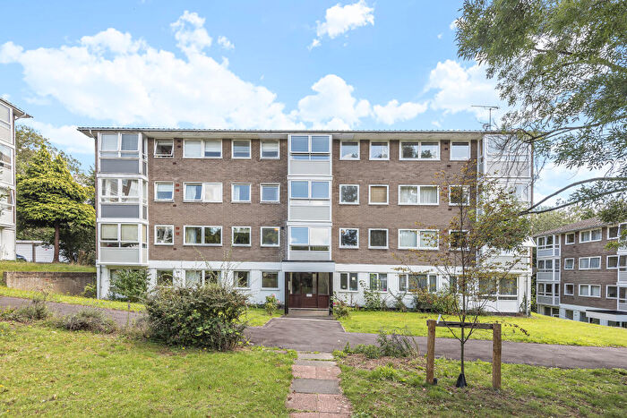 2 Bedroom Flat To Rent In Southfield Park, East Oxford, OX4