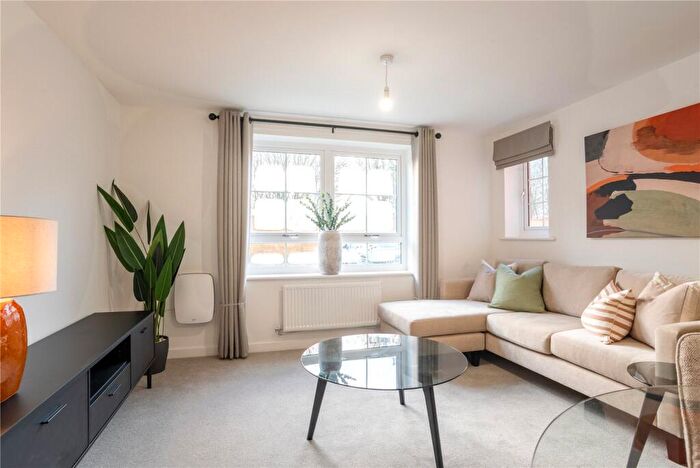 2 Bedroom Apartment For Sale In Quarter Jack Park, Wimborne, Dorset, BH21