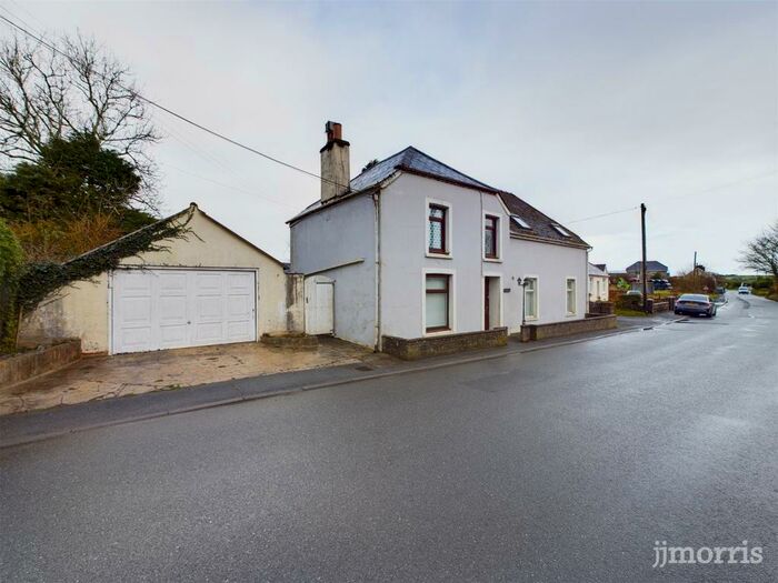 3 Bedroom Detached House For Sale In Hermon, Glogue, SA36