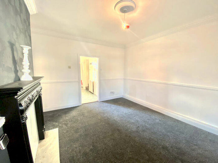 2 Bedroom Terraced House To Rent In Barnsley, S74