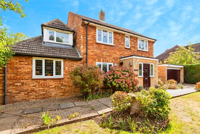 4 Bedroom Detached House For Sale In Altwood Close, Maidenhead, SL6