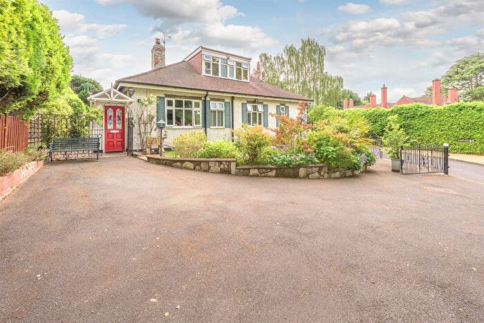 3 Bedroom Detached Bungalow For Sale In Wollescote Road, Pedmore, Stourbridge, DY9